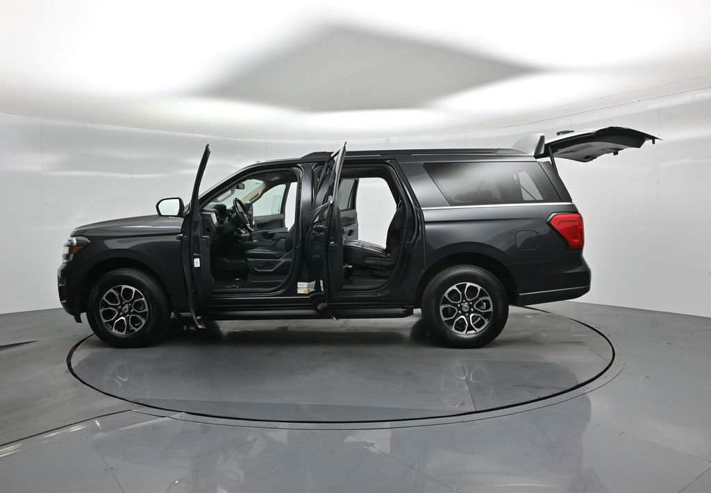 Certified 2024 Ford Expedition Max XLT image 56