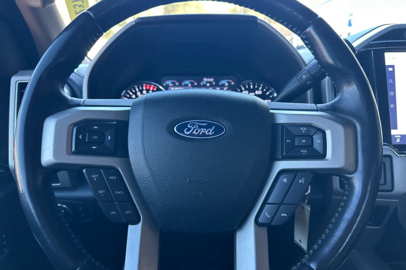 Certified 2022 Ford F250 Lariat w/ Lariat Value Package AWD/4WD image 25