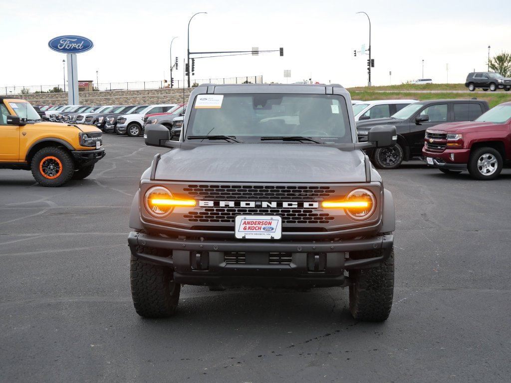 Certified 2024 Ford Bronco Badlands AWD/4WD image 3