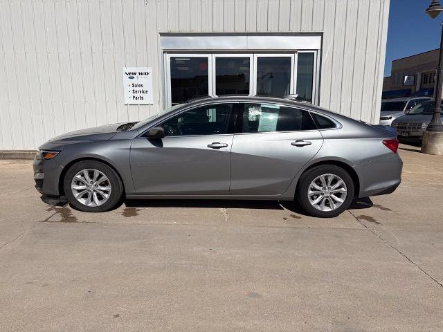 Used 2024 Chevrolet Malibu LT FWD image 2
