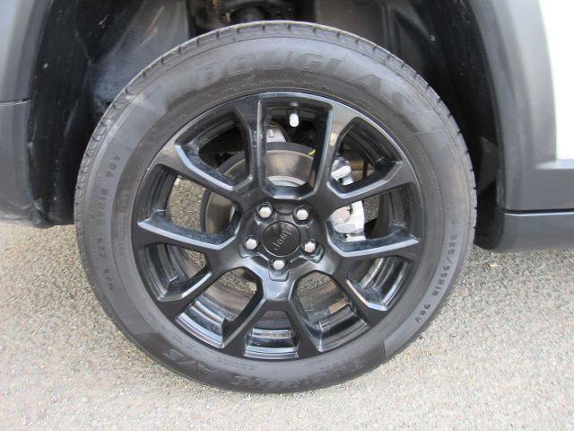 Used 2023 Jeep Compass Latitude w/ Convenience Group AWD/4WD image 18