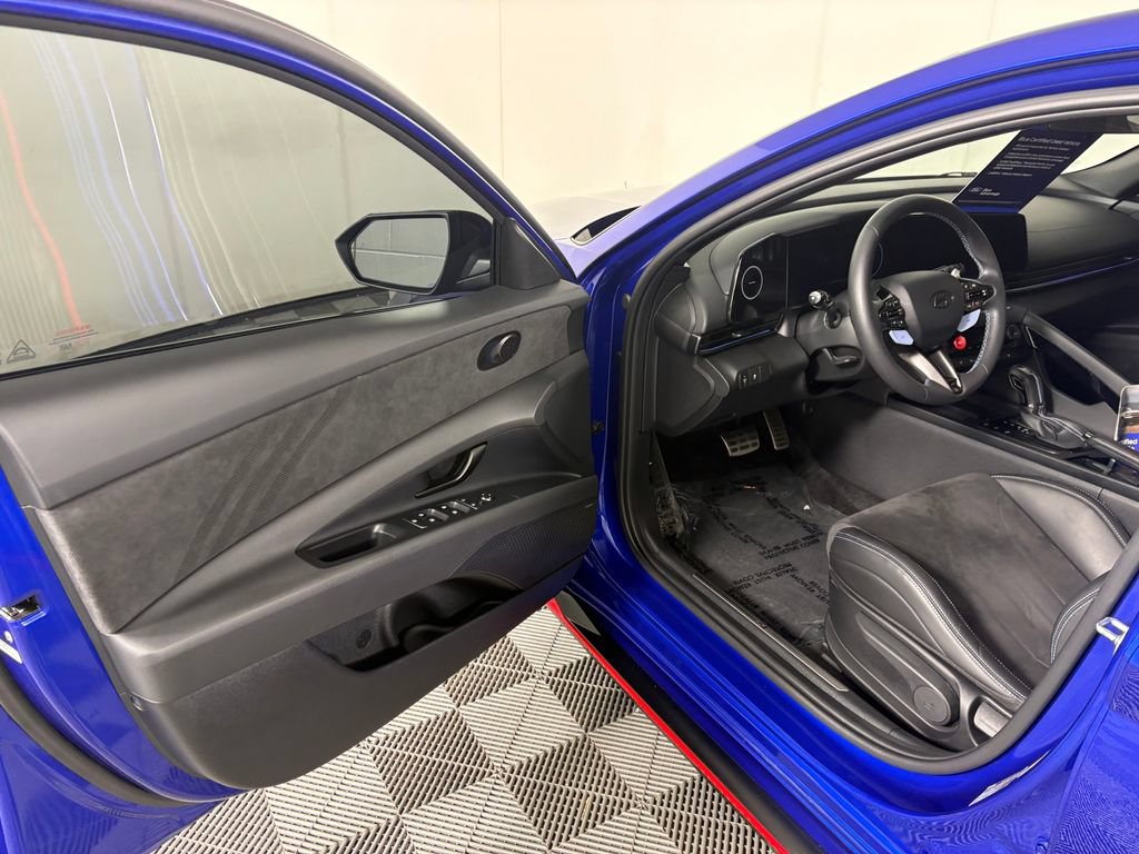 Used 2025 Hyundai Elantra N FWD image 11