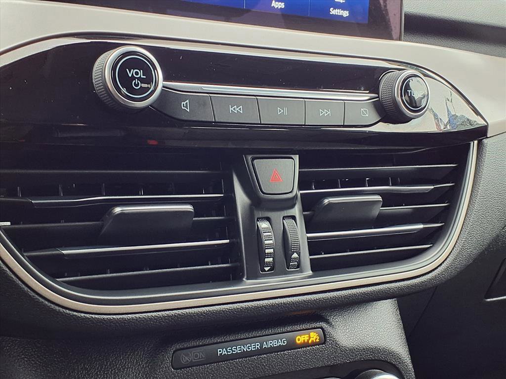 Certified 2022 Ford Escape SE image 13