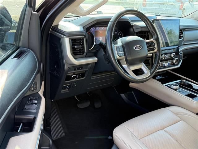 Certified 2024 Ford Expedition Max XLT RWD image 10