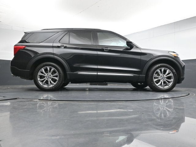 Certified 2024 Ford Explorer Limited AWD/4WD image 34