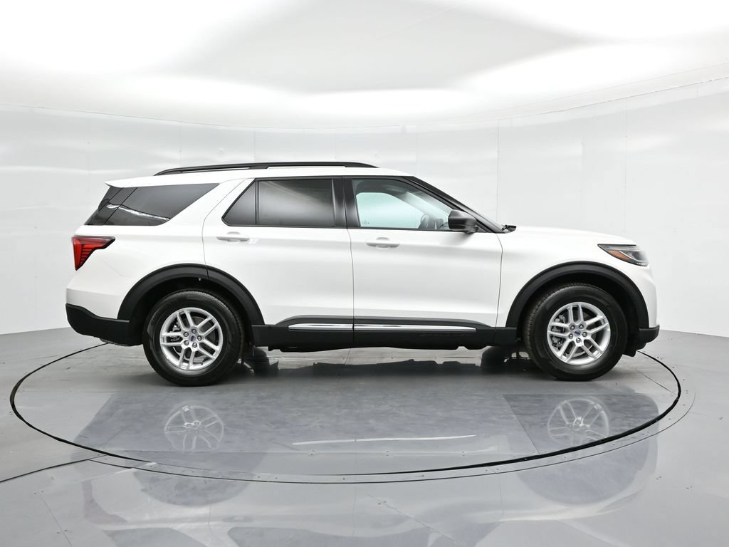Certified 2025 Ford Explorer Active RWD image 26