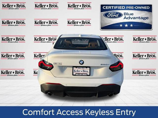 Used 2022 BMW 230i Coupe w/ Premium Package 2 RWD image 4