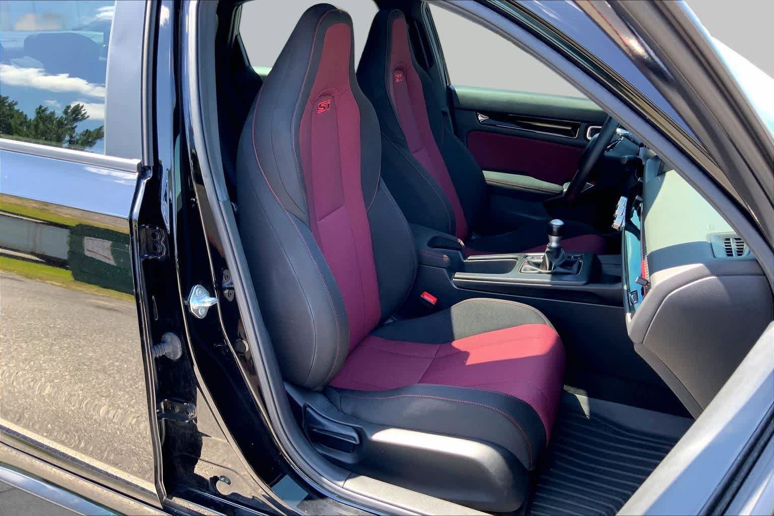 Used 2024 Honda Civic Si image 9