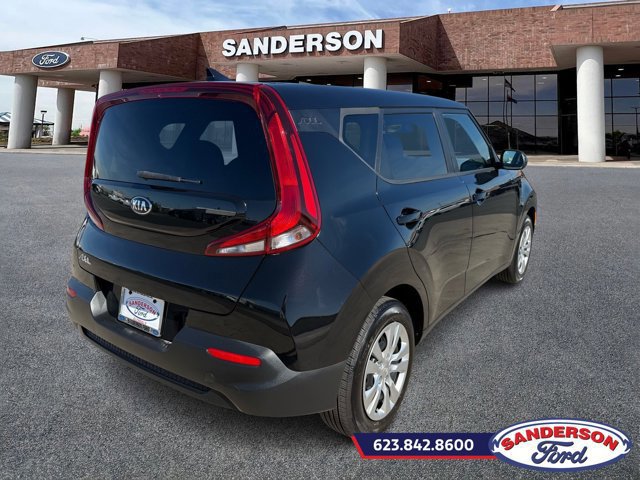 Used 2021 Kia Soul LX image 5