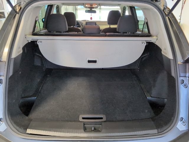 Used 2022 Nissan Rogue S AWD/4WD image 24