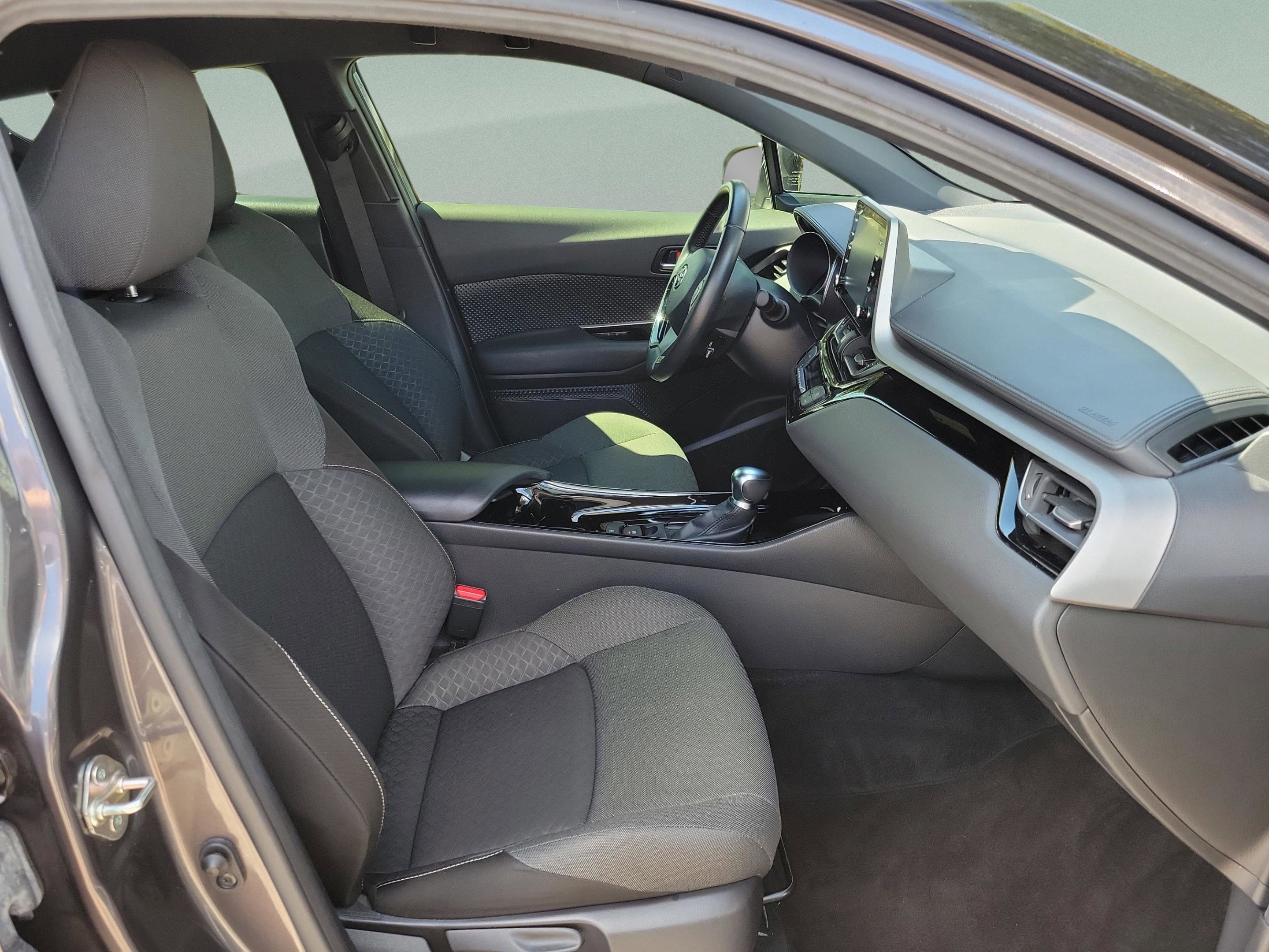 Used 2021 Toyota C-HR Nightshade image 25