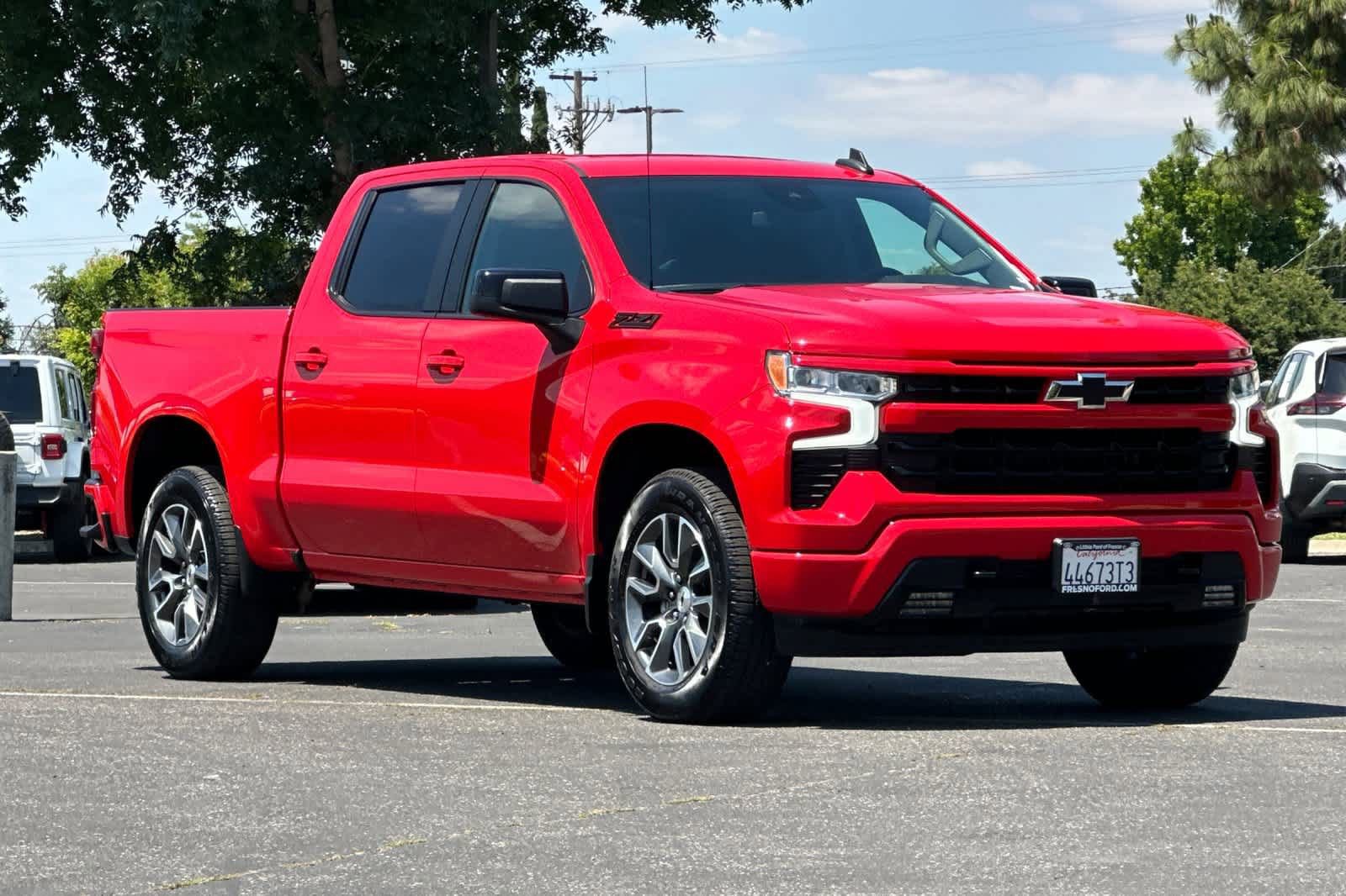 Used 2023 Chevrolet Silverado 1500 RST AWD/4WD image 10