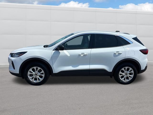 Certified 2024 Ford Escape Active AWD/4WD image 2