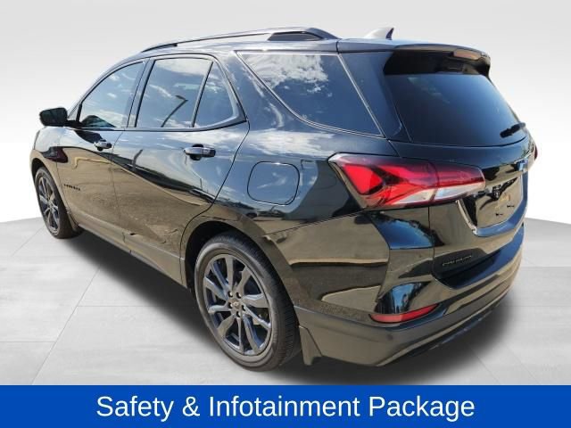 Used 2024 Chevrolet Equinox RS w/ RS Leather Package image 3