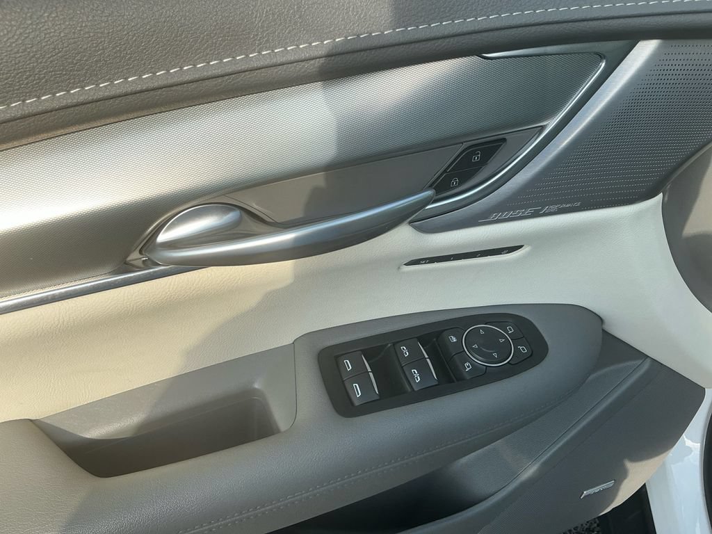 Used 2023 Cadillac XT5 Premium Luxury w/ Technology Package FWD image 16