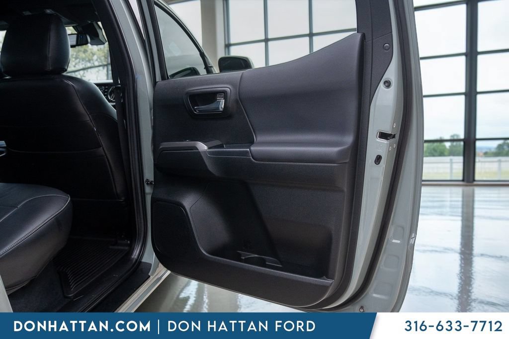 Used 2023 Toyota Tacoma TRD Sport w/ Technology Package AWD/4WD image 20
