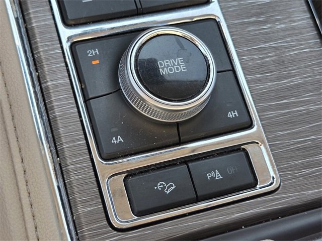 Certified 2023 Ford Expedition Limited image 27