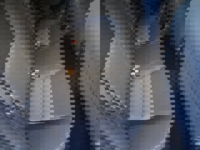 Used 2021 Nissan Sentra SV image 9