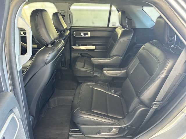 Certified 2020 Ford Explorer XLT w/ Equipment Group 202A AWD/4WD image 23
