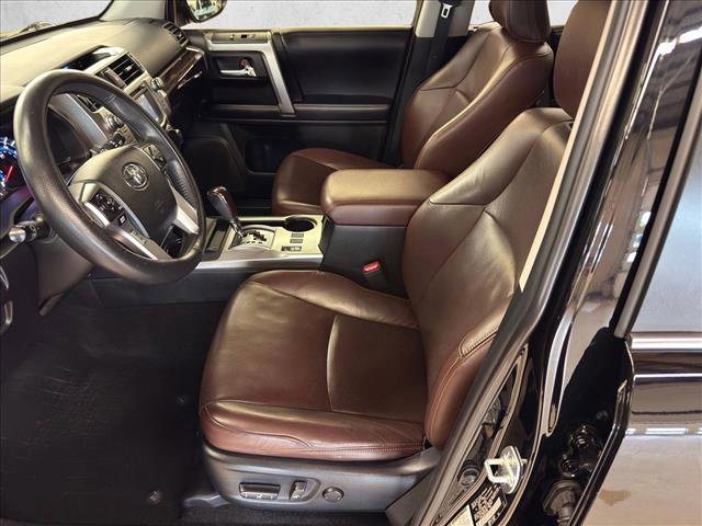 Used 2018 Toyota 4Runner Limited AWD/4WD image 21