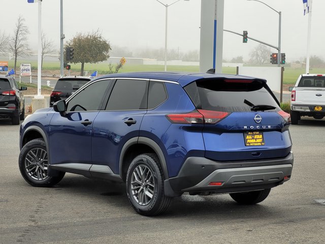 Used 2023 Nissan Rogue S image 3