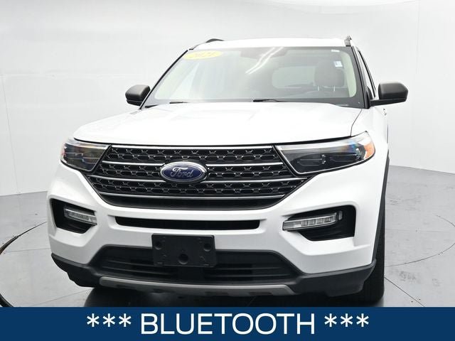 Certified 2021 Ford Explorer XLT w/ Equipment Group 202A AWD/4WD image 4