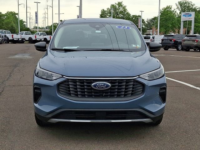 Certified 2023 Ford Escape Active FWD image 2