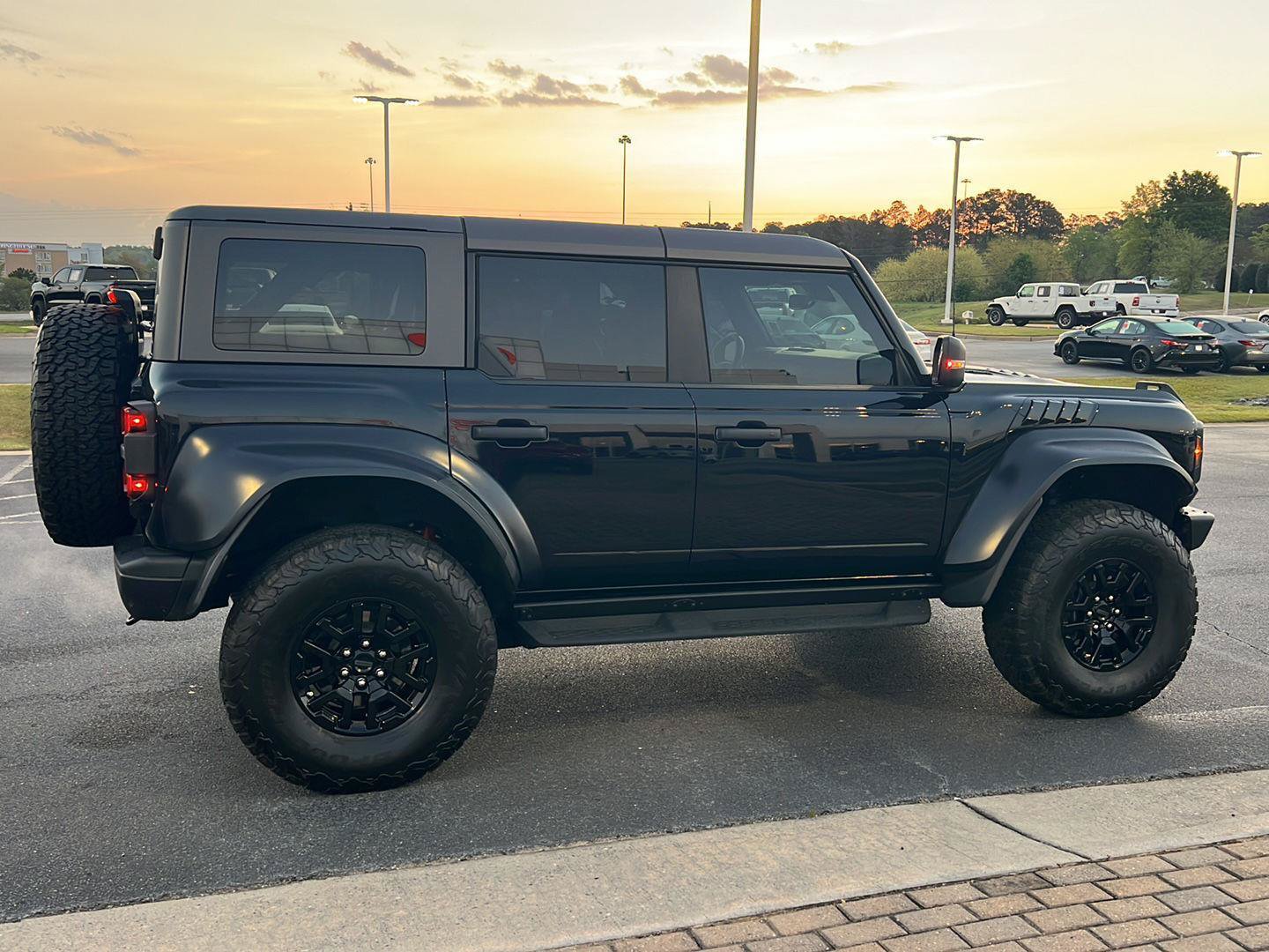 Certified 2023 Ford Bronco Raptor AWD/4WD image 7