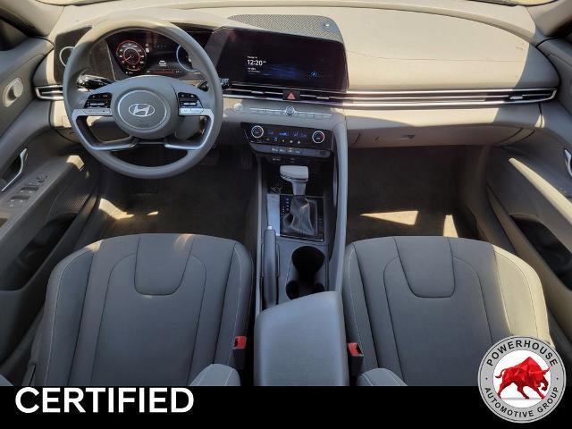 Used 2024 Hyundai Elantra SEL image 17