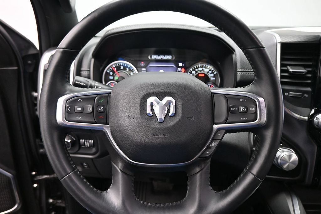 Used 2023 RAM 1500 Laramie AWD/4WD image 15