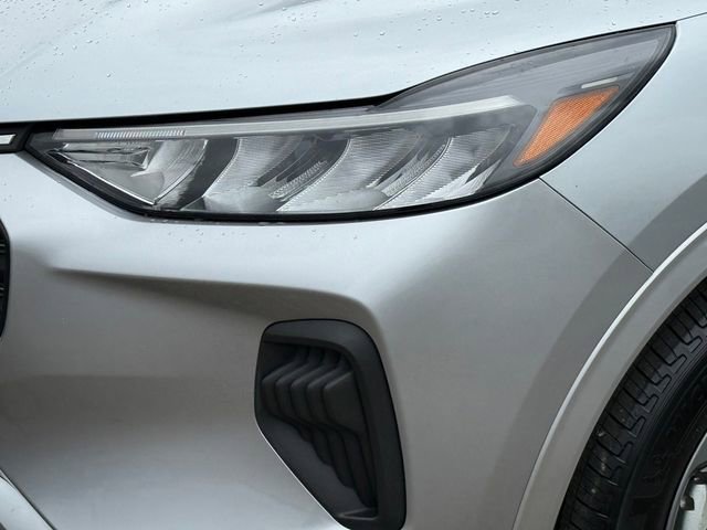 Certified 2023 Ford Escape ST-Line w/ Tech Pack #1 AWD/4WD image 26