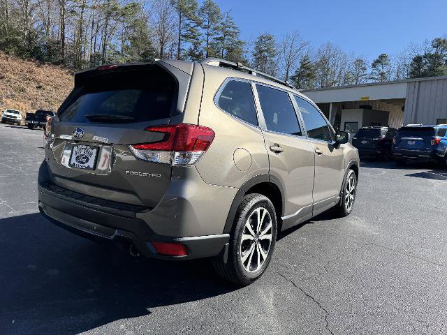 Used 2021 Subaru Forester Limited w/ Popular Package #3 image 6