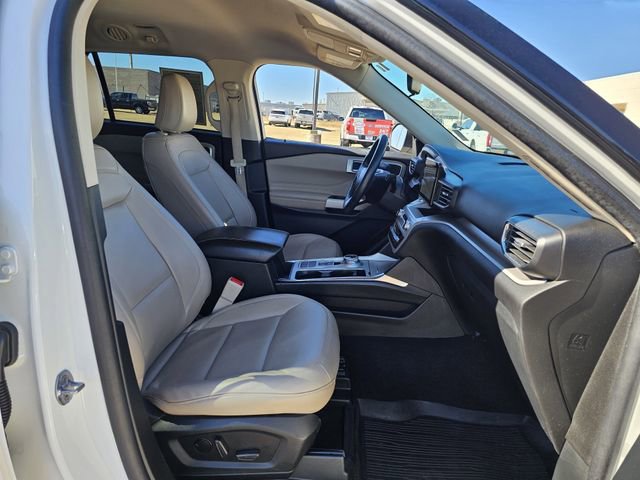 Certified 2023 Ford Explorer XLT w/ Equipment Group 202A image 26
