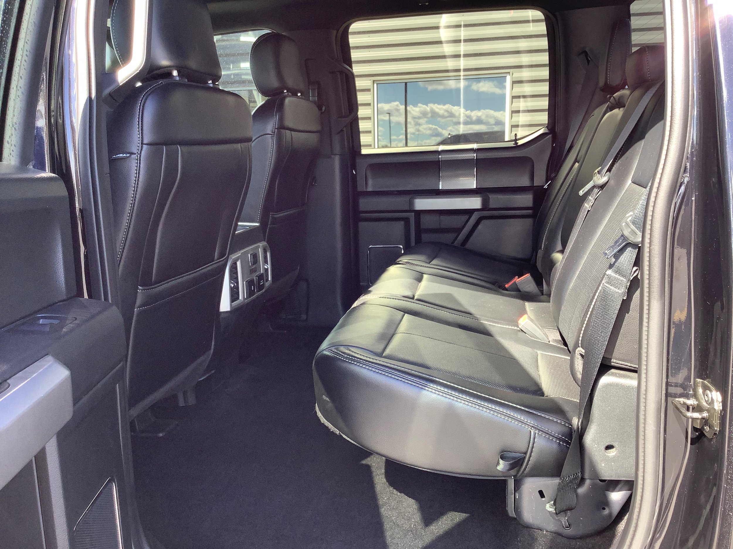 Certified 2019 Ford F150 Lariat w/ Equipment Group 502A Luxury AWD/4WD image 12