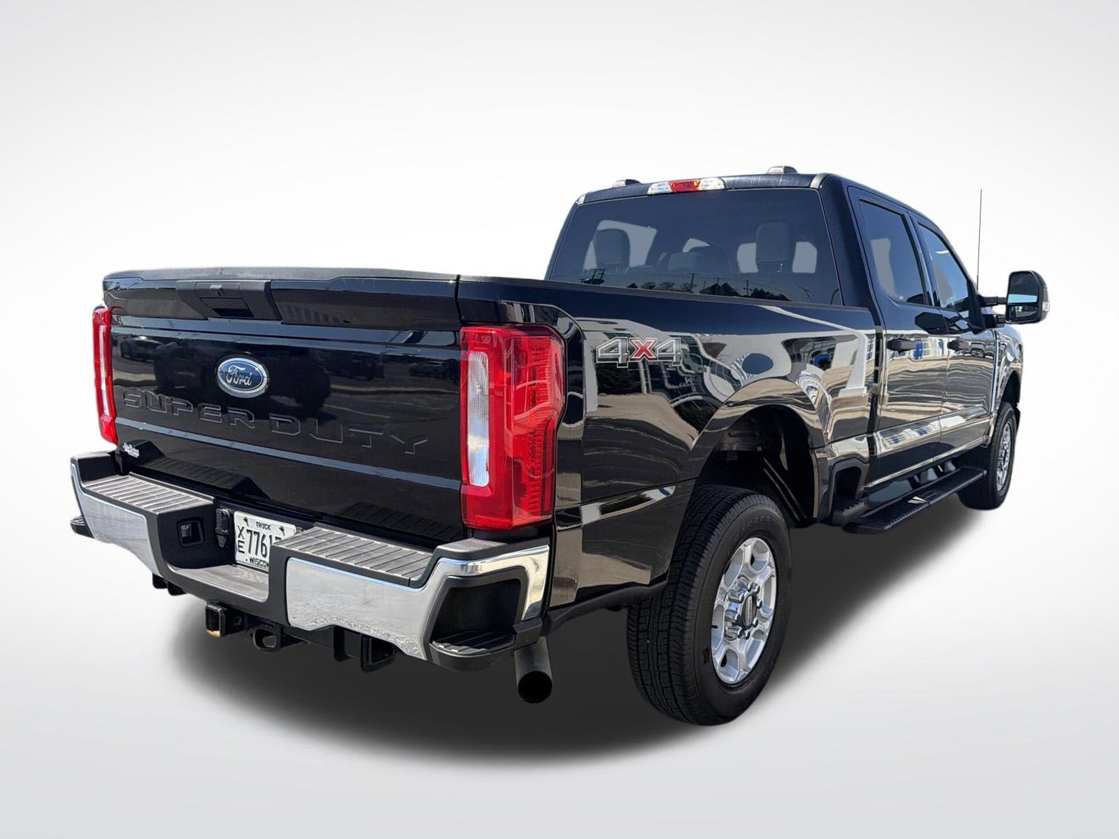Certified 2025 Ford F250 XLT AWD/4WD image 8