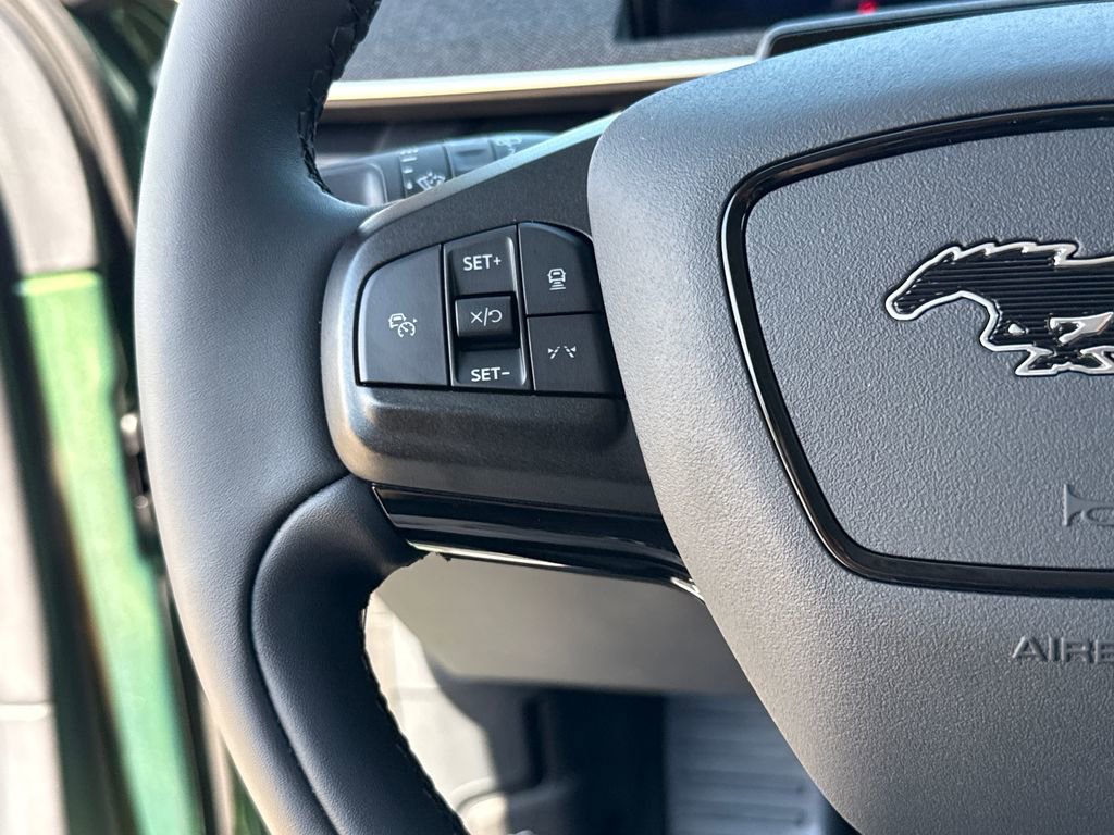 Certified 2025 Ford Mustang Mach-E Premium image 15