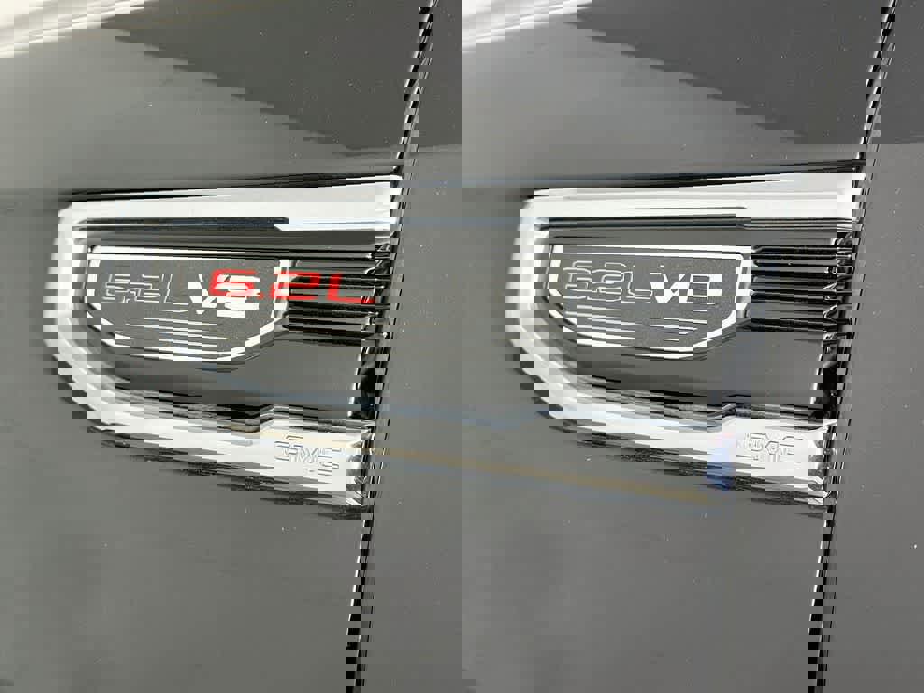 Used 2022 GMC Sierra 1500 Denali w/ Denali Premium Package image 10