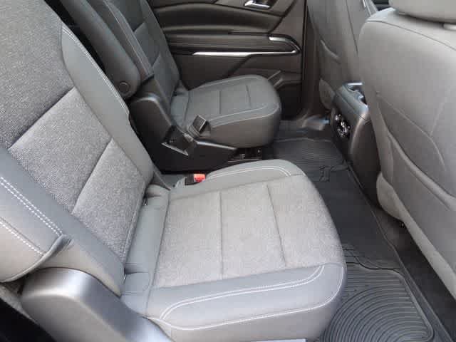 Used 2024 Chevrolet Traverse LT w/ Midnight/Sport Edition FWD image 13