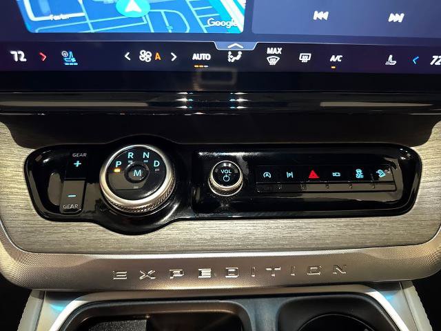 Certified 2025 Ford Expedition Platinum AWD/4WD image 31