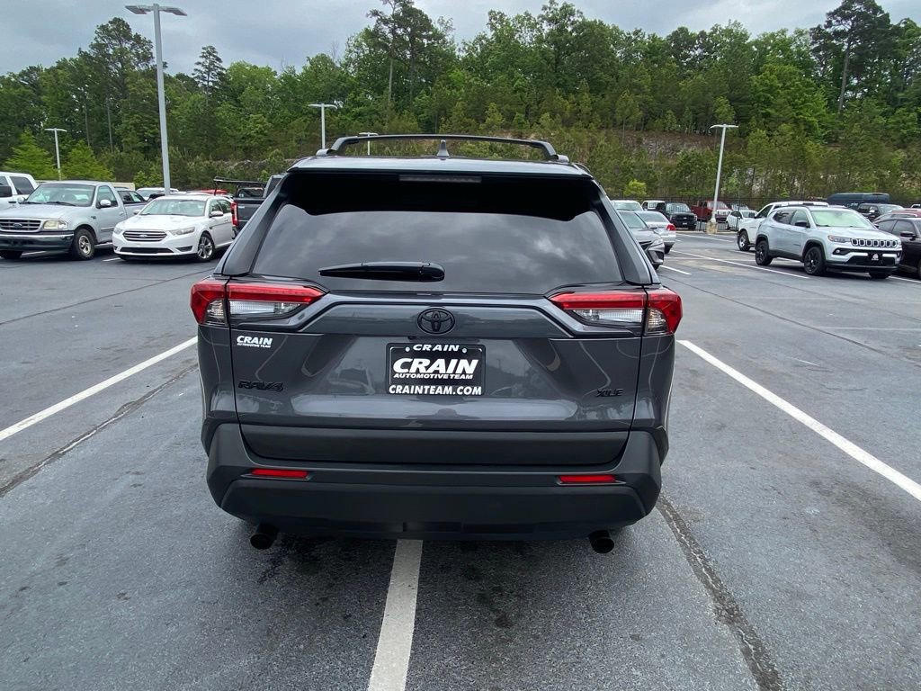 Used 2025 Toyota RAV4 XLE Premium FWD image 4