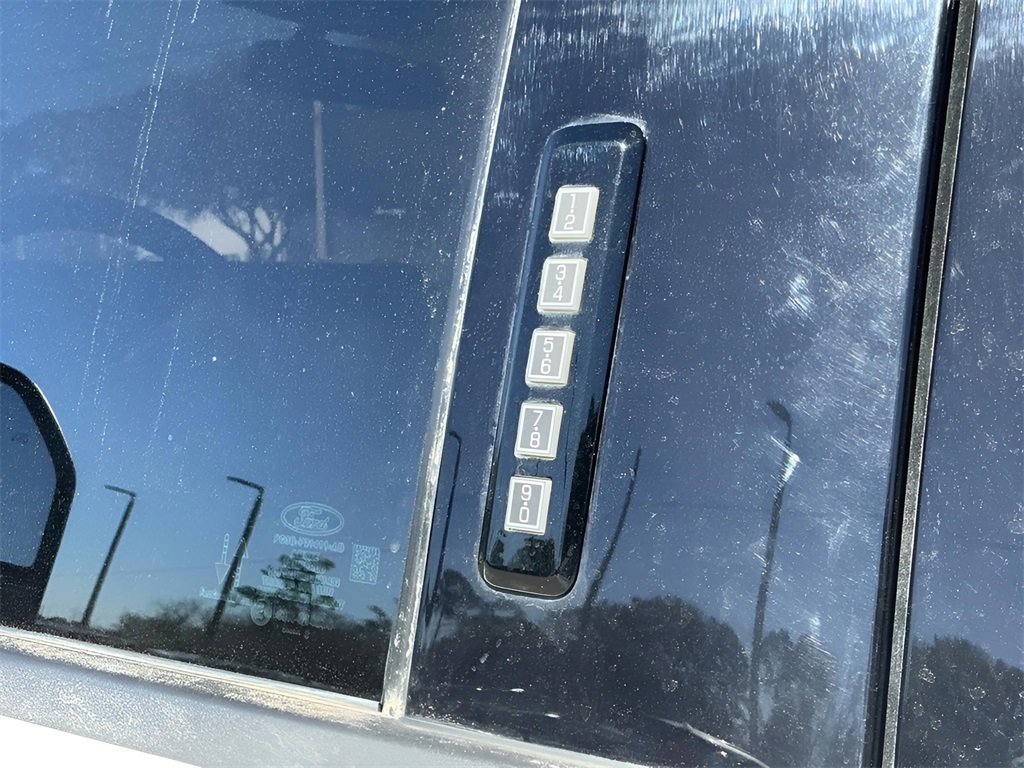 Certified 2024 Ford F250 XLT w/ FX4 Off-Road Package image 25