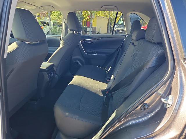 Used 2025 Toyota RAV4 LE AWD/4WD image 15