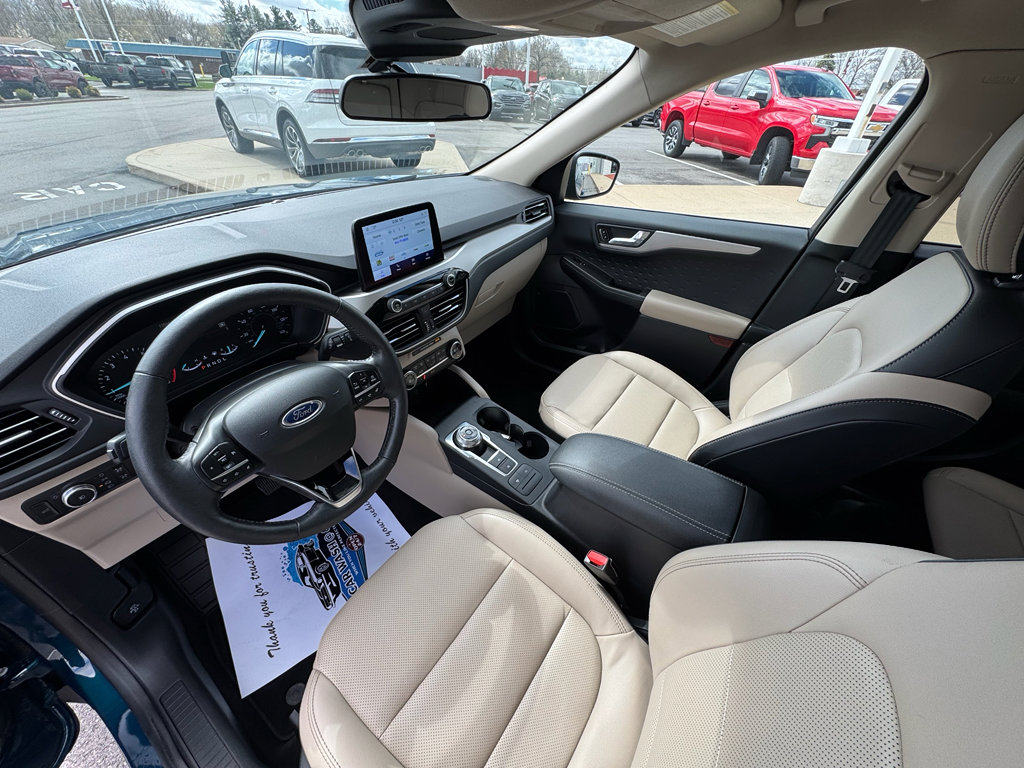 Certified 2020 Ford Escape SEL FWD image 17