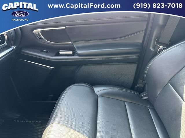 Certified 2025 Ford Expedition Platinum w/ Stealth Performance Package AWD/4WD image 29