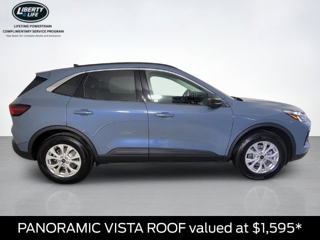 Certified 2023 Ford Escape Active w/ Tech Pack #1 AWD/4WD image 2