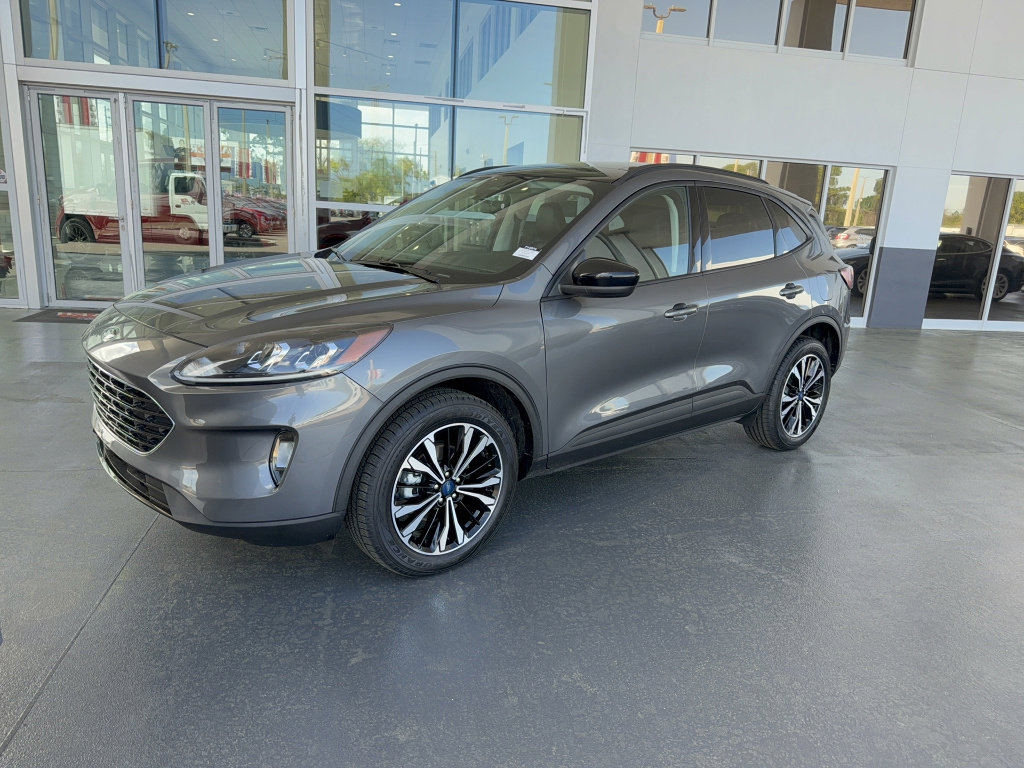 Certified 2022 Ford Escape SEL w/ SEL Stealth AWD Package image 2