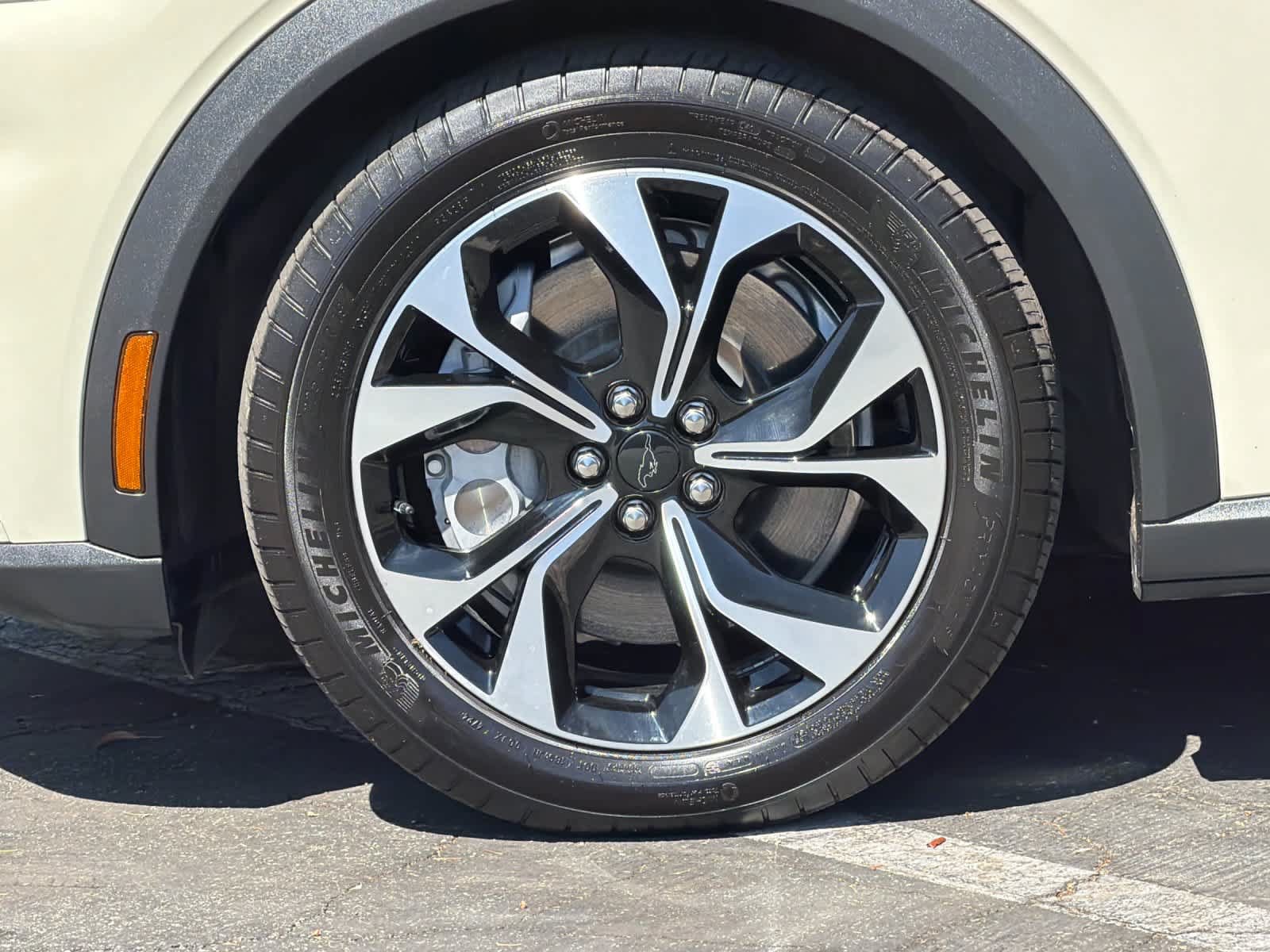 Certified 2025 Ford Mustang Mach-E Select RWD image 27