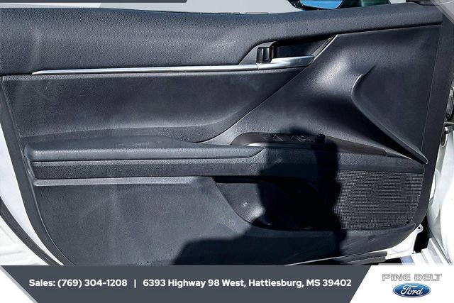 Used 2024 Toyota Camry LE image 17