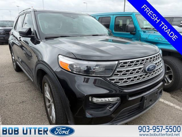 Certified 2024 Ford Explorer Limited RWD image 3