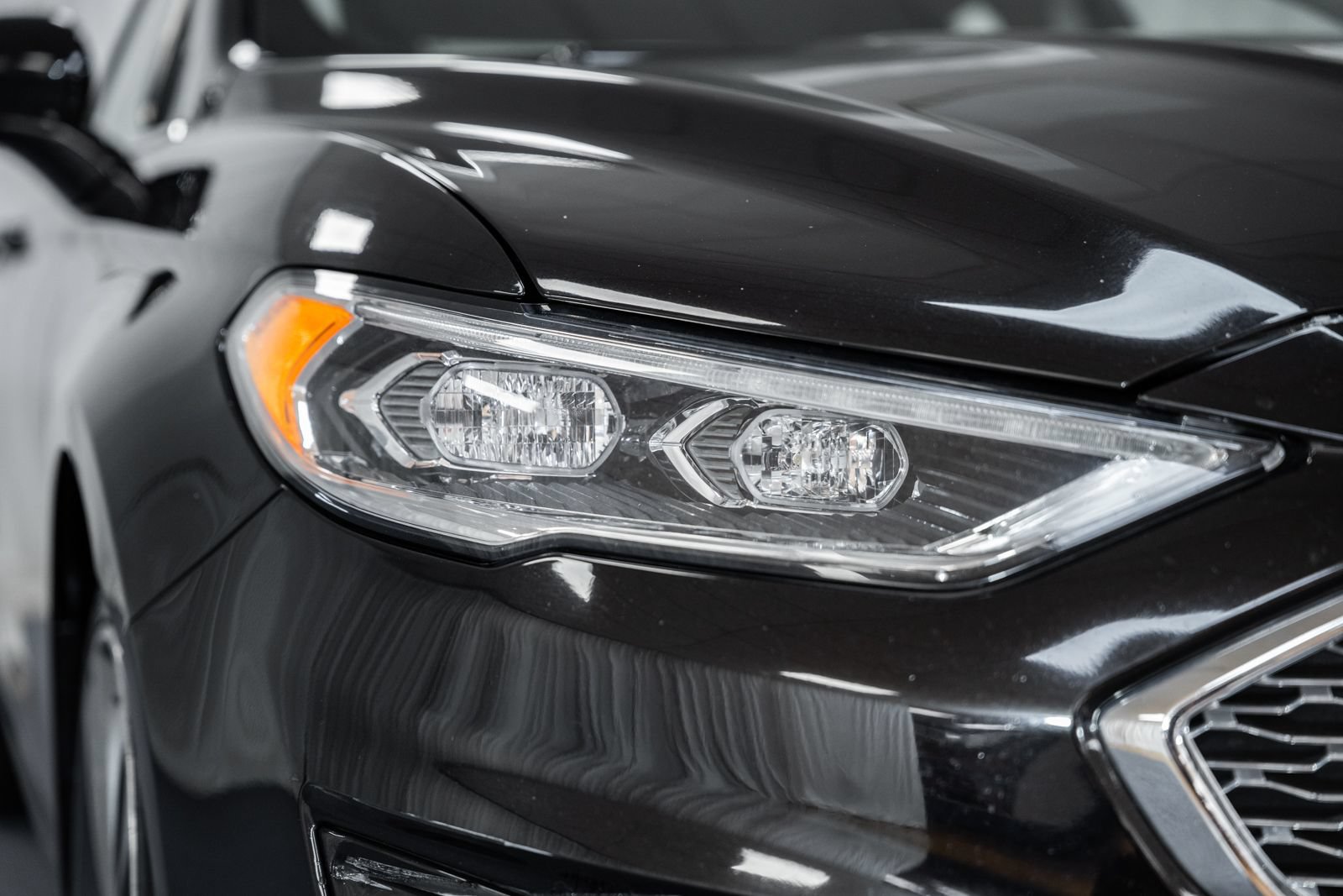 Certified 2019 Ford Fusion Titanium AWD/4WD image 11